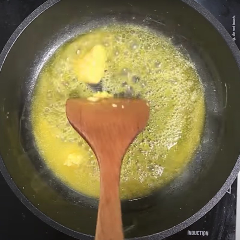 Step 3 Making Garlic Butter Sauce Crispy Fried Quail Eggs with Garlic Butter Sauce