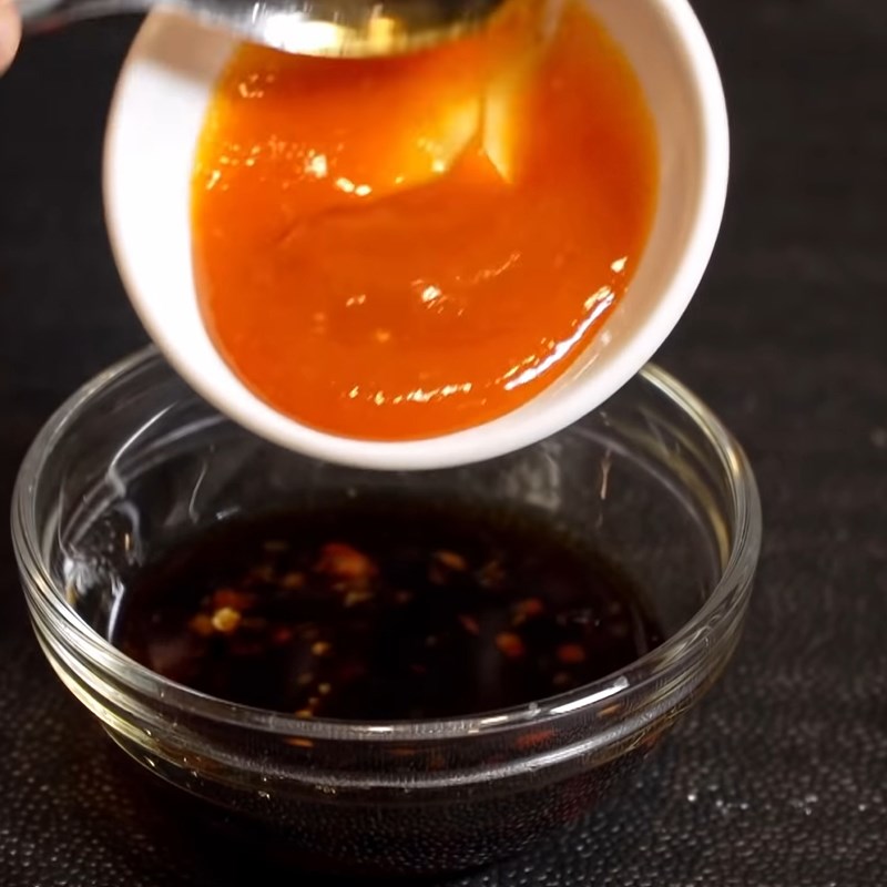 Step 2 Make the dressing for Vegetarian Noodles with Tofu