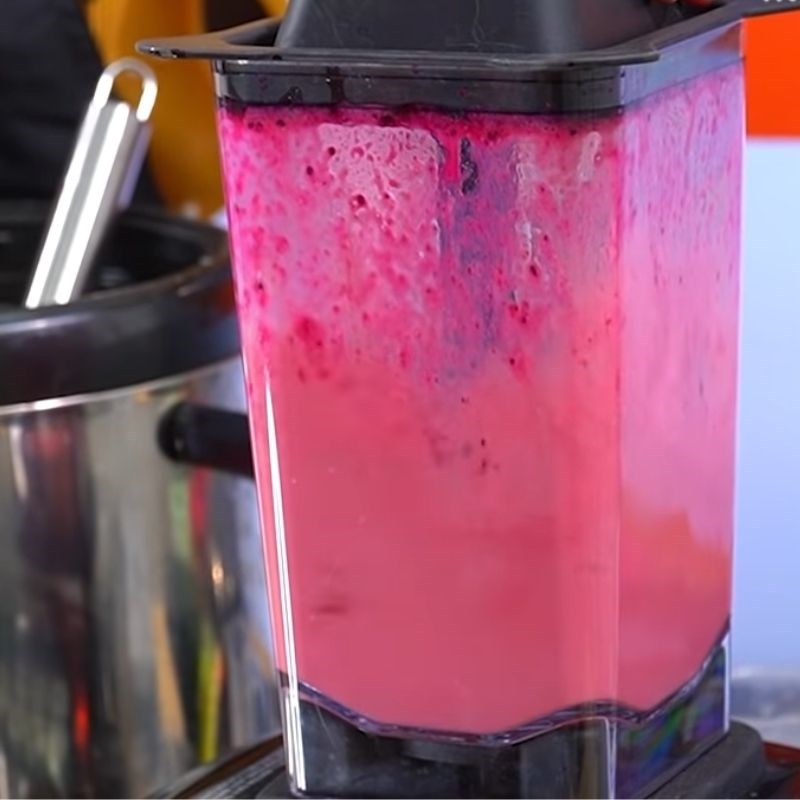 Step 5 Making red dragon fruit milk tea Red dragon fruit milk tea