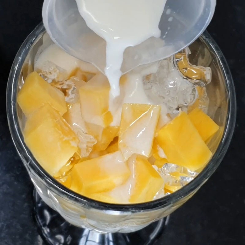 Step 3 Make mango with yogurt Mango with yogurt