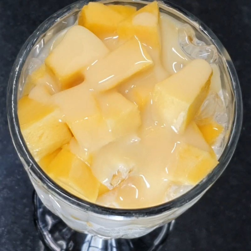 Step 3 Make mango with yogurt Mango with yogurt