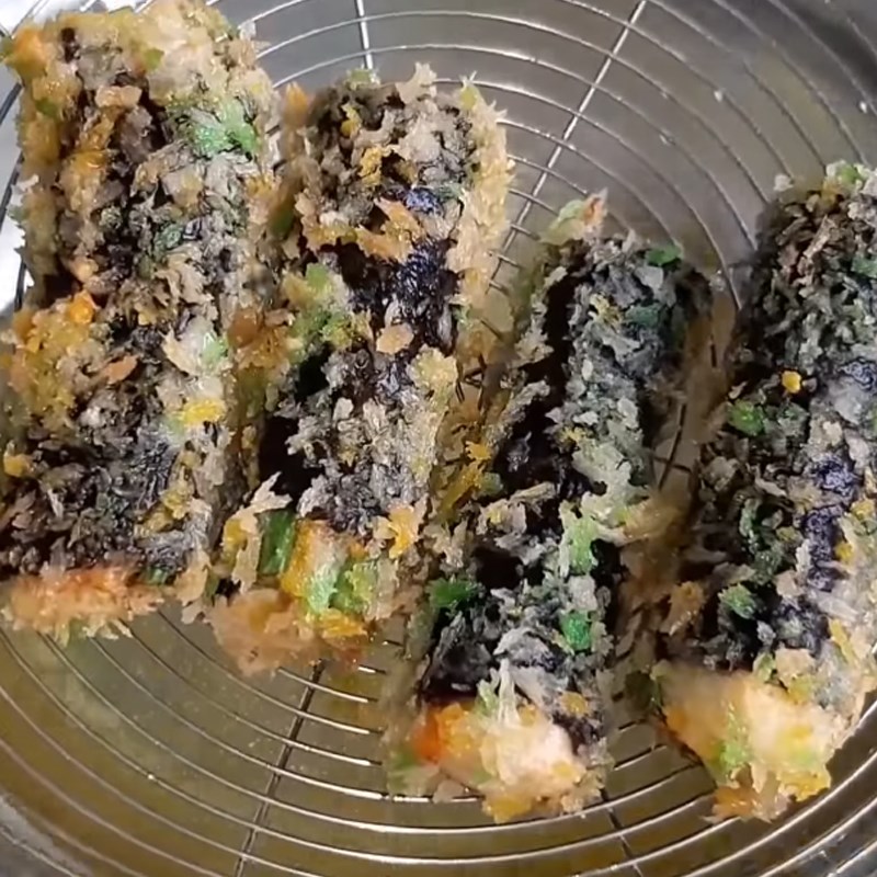 Step 4 Dough rolling and frying Fried seaweed tofu