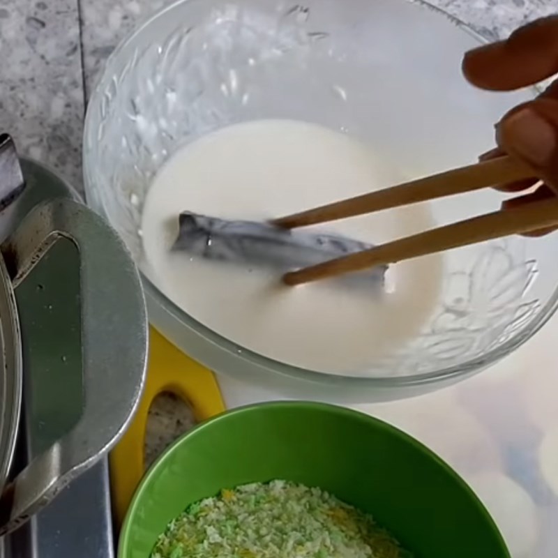 Step 4 Dough rolling and frying Fried seaweed tofu