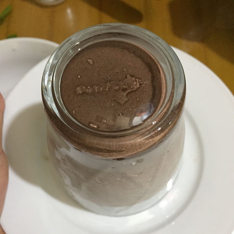 Step 2 Remove the pudding from the cup Cocoa panna cotta