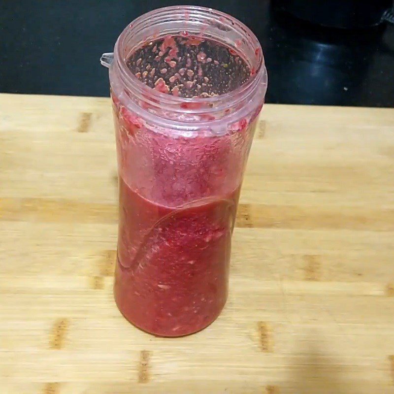 Step 3 Strain strawberry pomegranate juice Strawberry Pomegranate juice