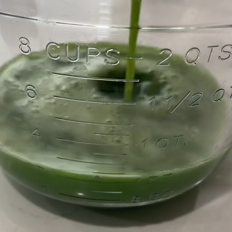 Step 3 Strain guava cucumber juice Guava cucumber juice