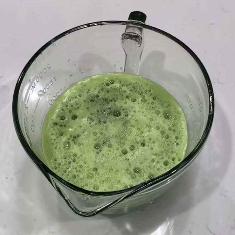 Step 3 Strain guava cucumber juice Guava cucumber juice