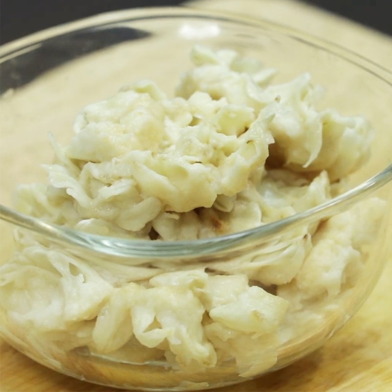 Step 1 Peel and filter the custard apple flesh for Custard Apple Smoothie