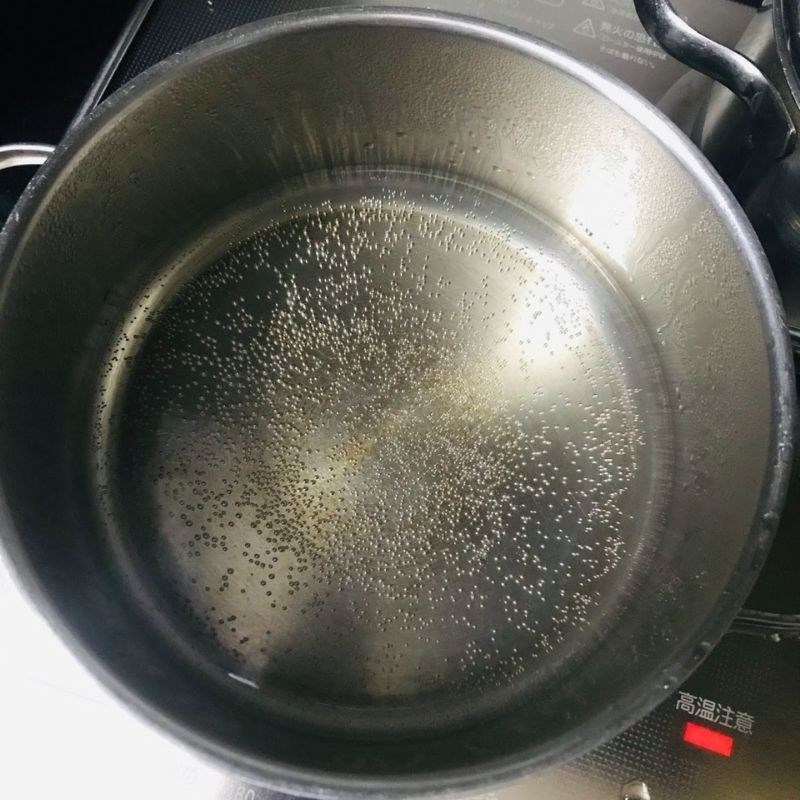 Step 3 Boil the clams Green mustard soup with clams