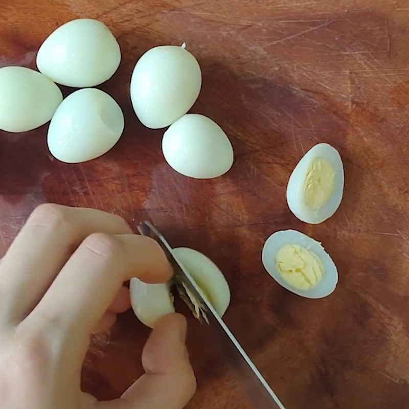 Step 1 Boil quail eggs for avocado quail egg salad