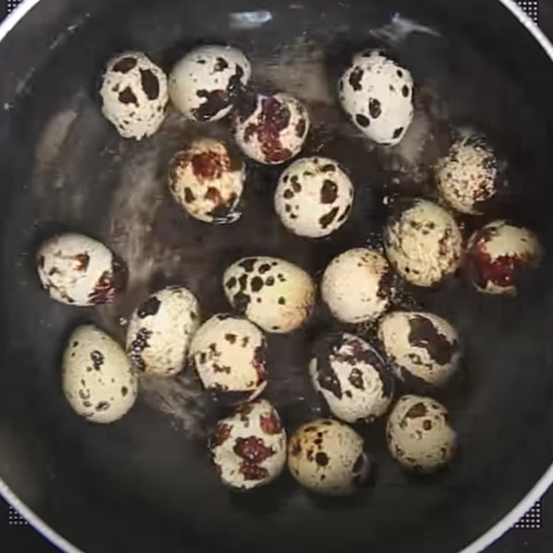 Step 1 Boil the quail eggs Fried quail eggs with garlic butter sauce