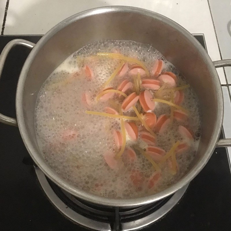 Step 3 Boil Pasta Pasta with Sausages