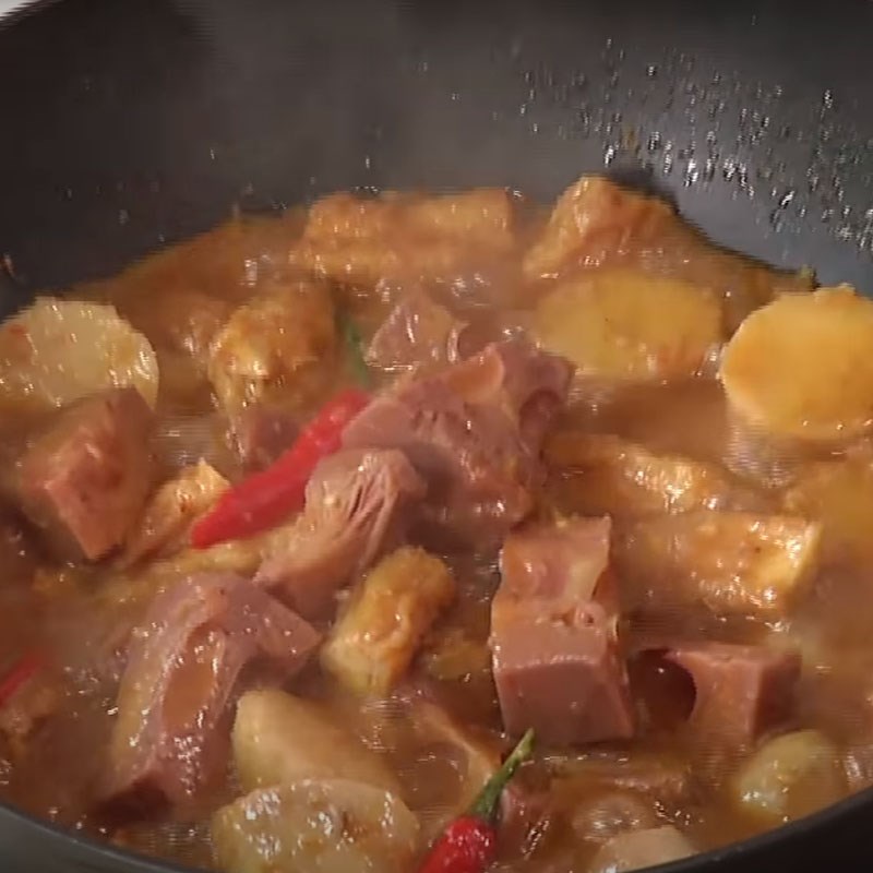 Step 3 Young jackfruit braised in coconut milk