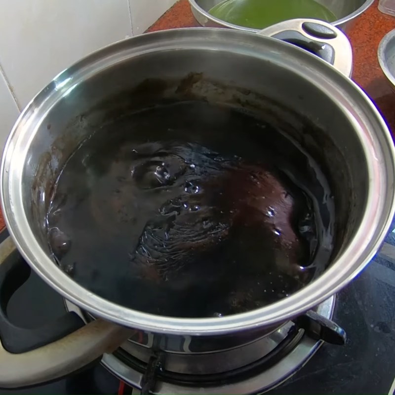 Step 3 Cooking the sương sa and sương sáo mixture Che sương sa sương sáo sương sâm