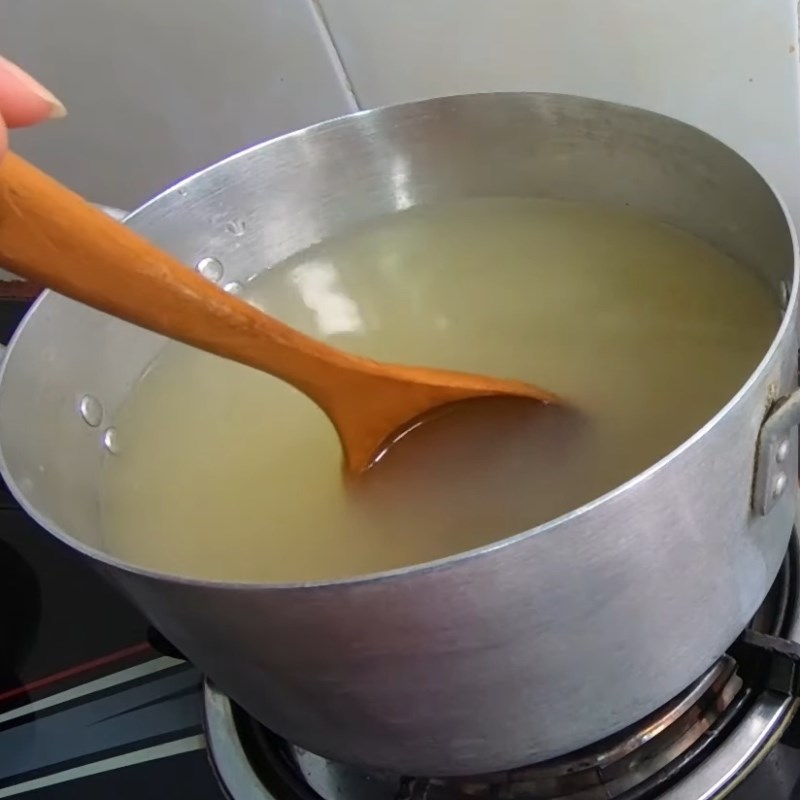 Step 3 Cooking the sương sa and sương sáo mixture Che sương sa sương sáo sương sâm