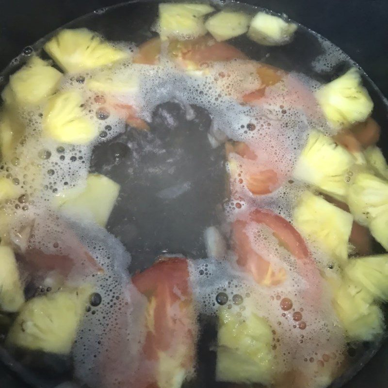 Step 4 Cooking jellyfish noodle soup Tuna jellyfish noodles Nha Trang