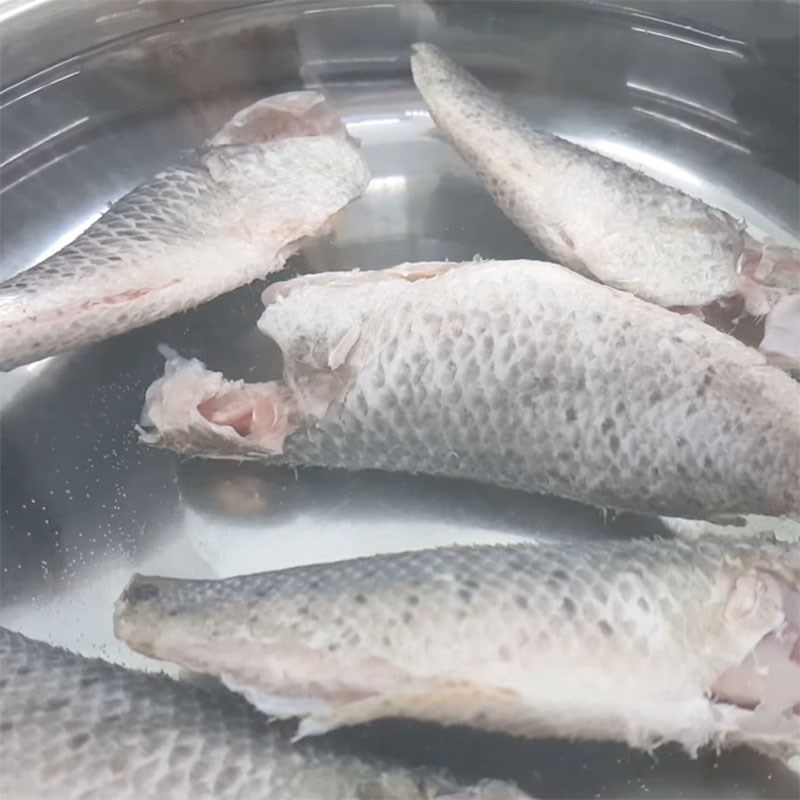 Step 3 Cook the Fish Sweet Potato Soup with Snakehead Fish