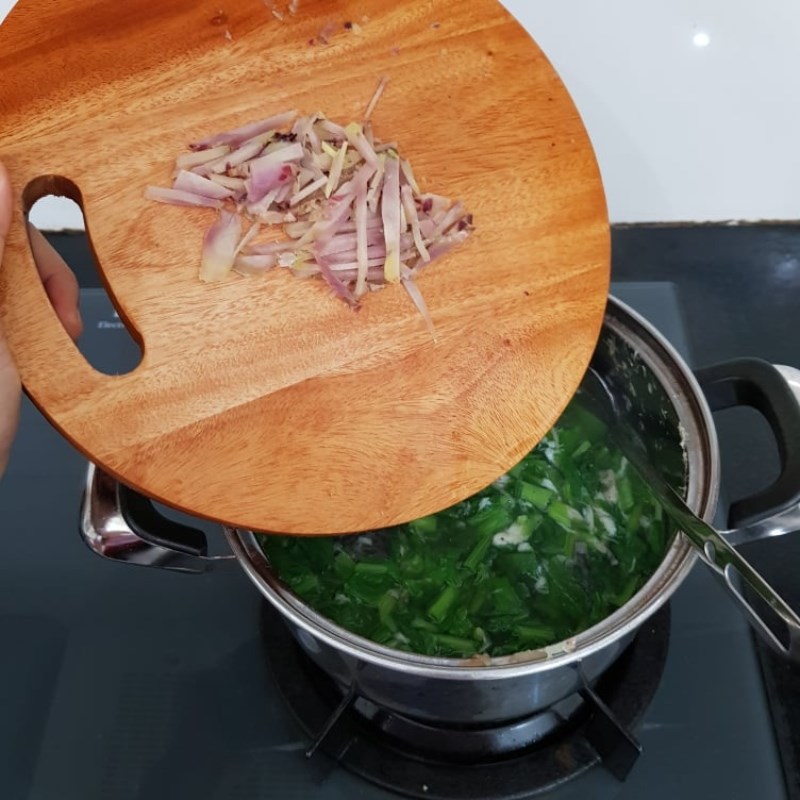 Step 3 Cooking the soup Fish and vegetable soup