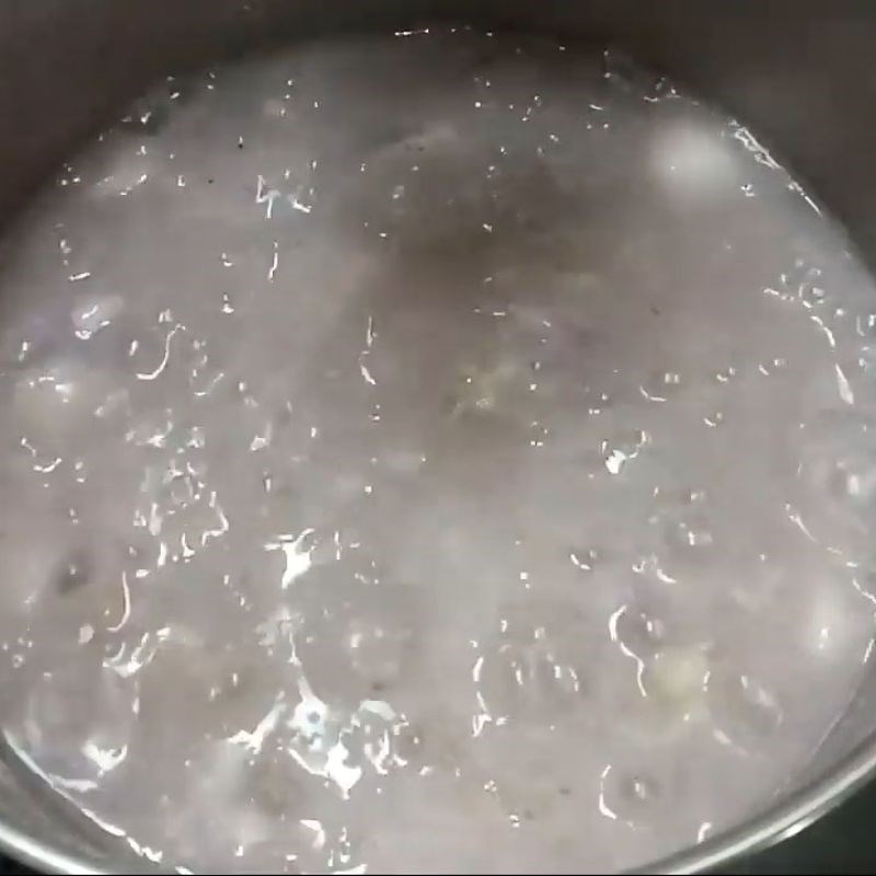 Step 3 Cooking soup Taro soup with snakehead fish and minced meat