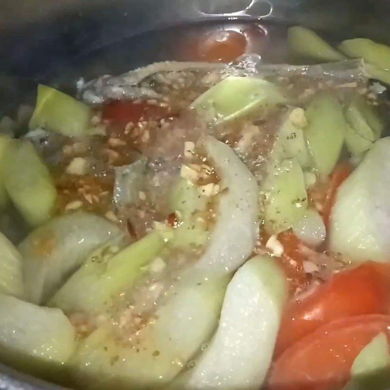 Step 3 Cooking Eel Sour Soup