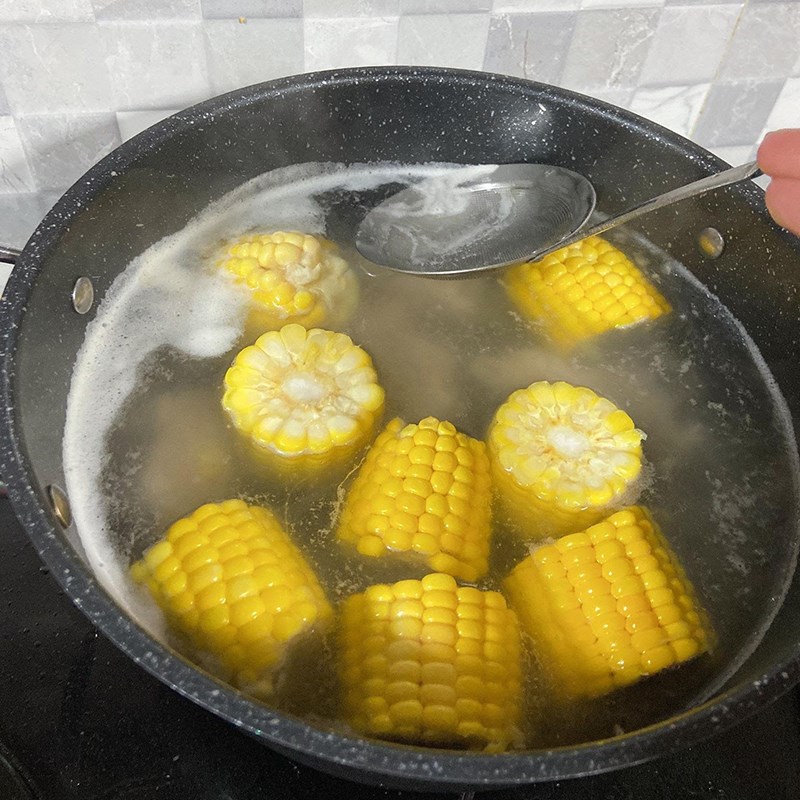 Step 3 Cook the soup Corn soup with pork ribs