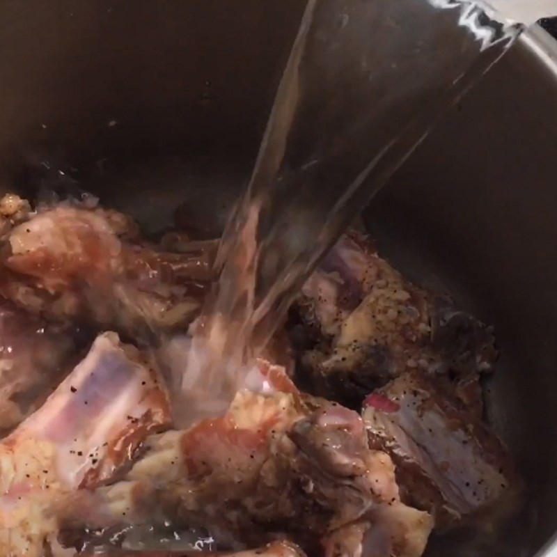 Step 3 Cook the porridge Beef rib porridge with mung beans