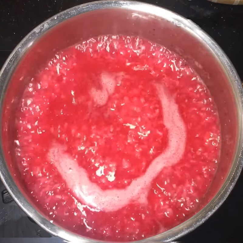 Step 5 Cooking the porridge Beef porridge with beetroot