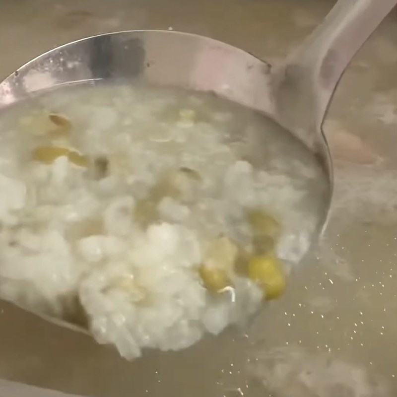 Step 6 Cooking Chicken Rice Porridge