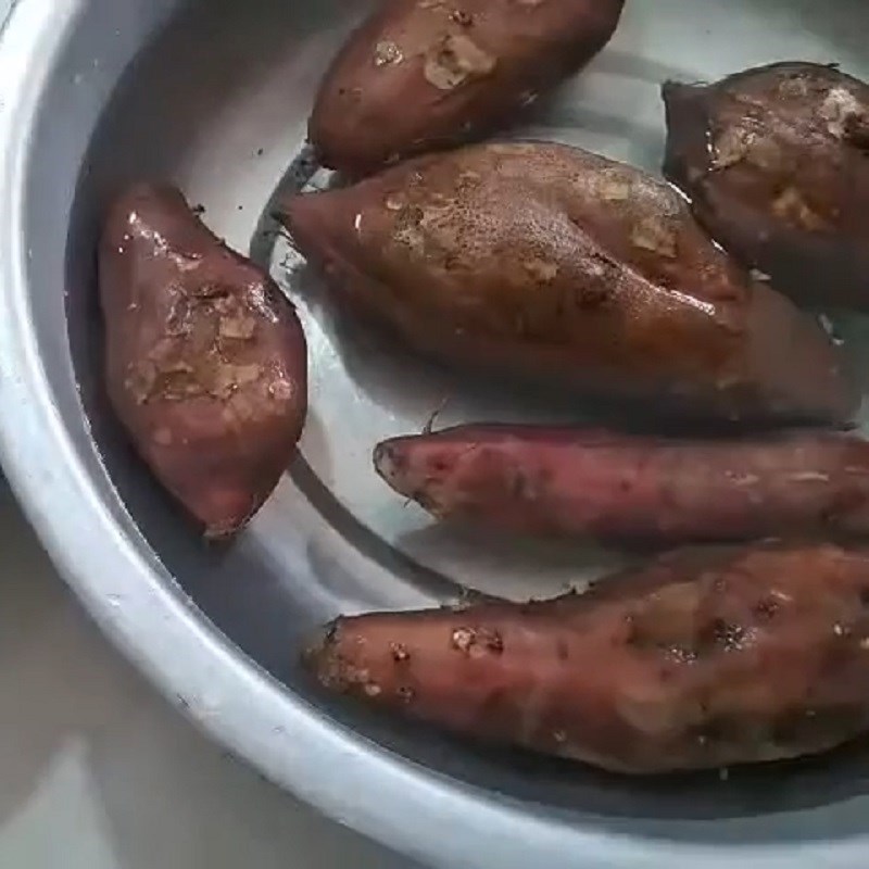 Step 2 Prepare the sweet potatoes Sweet potato and mung bean porridge