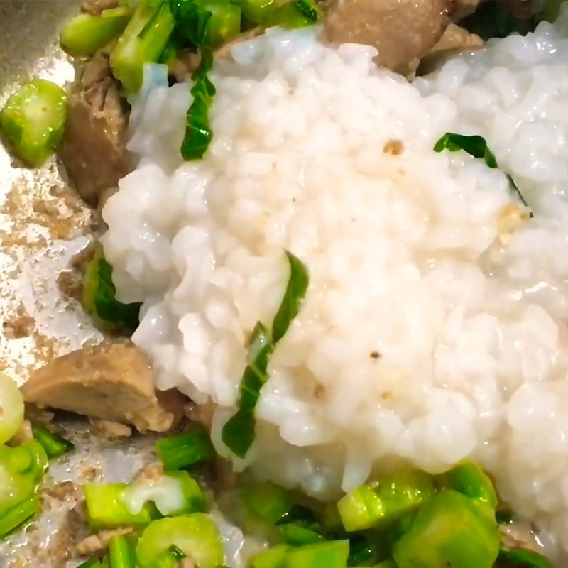 Step 4 Cooking and Blending Porridge Chicken Liver Porridge with Broccoli