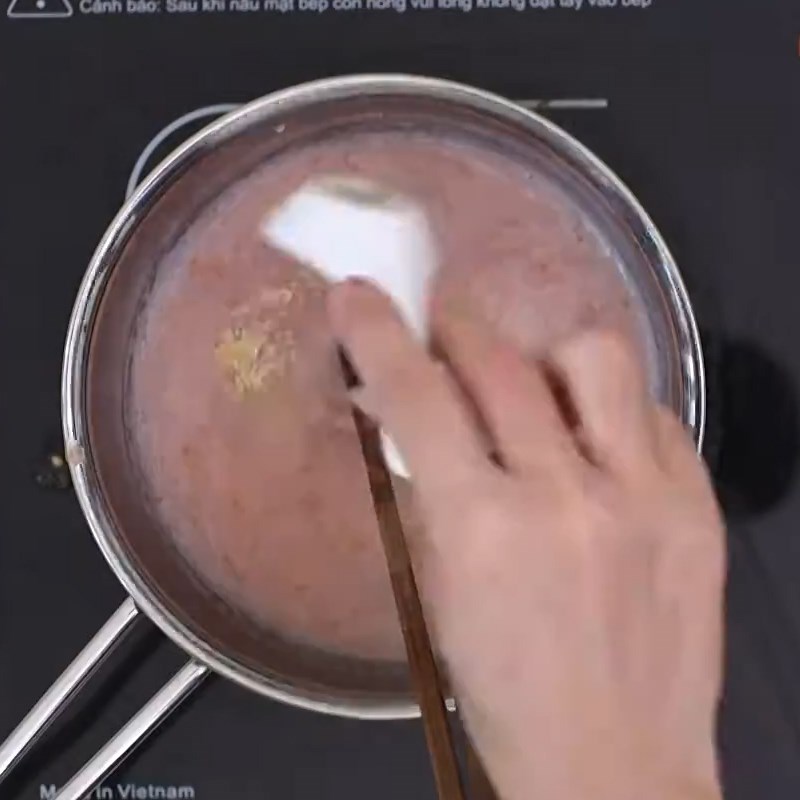 Step 4 Cook porridge with meat, radish, and blended tomatoes White radish porridge