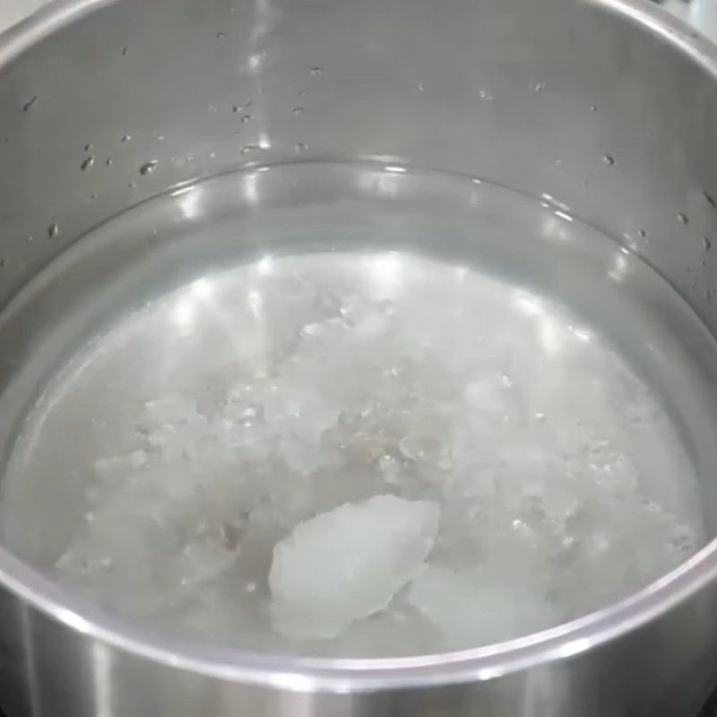 Step 4 Cooking the dessert Green bean sticky rice dessert
