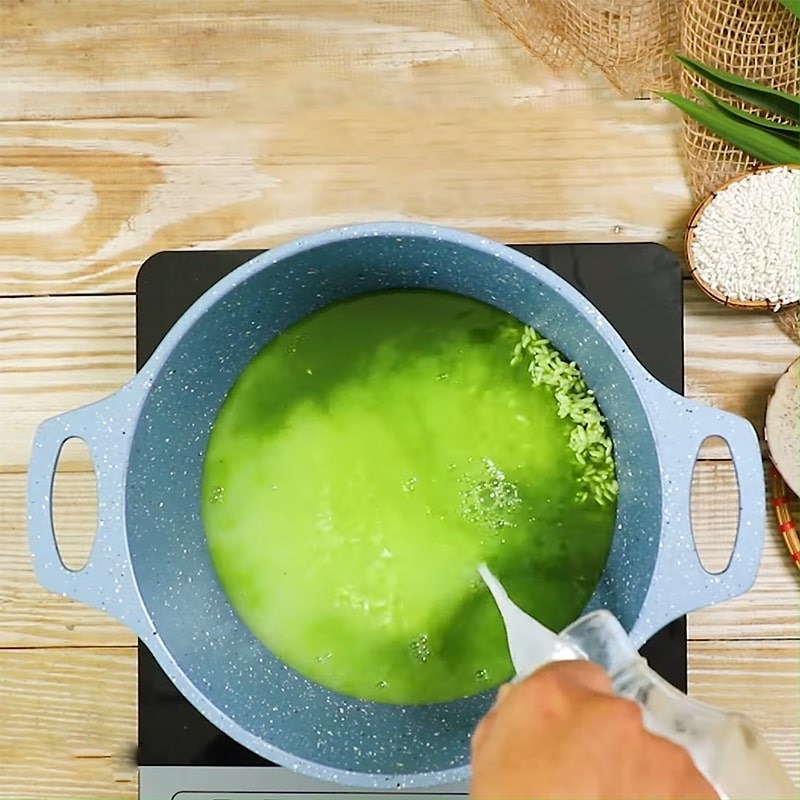 Step 3 Cook the pudding Sweet potato sticky rice