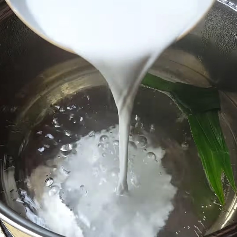 Step 2 Cook green rice pudding Green rice yogurt