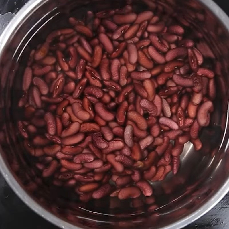 Step 2 Cooking the red bean mixture Red bean yogurt