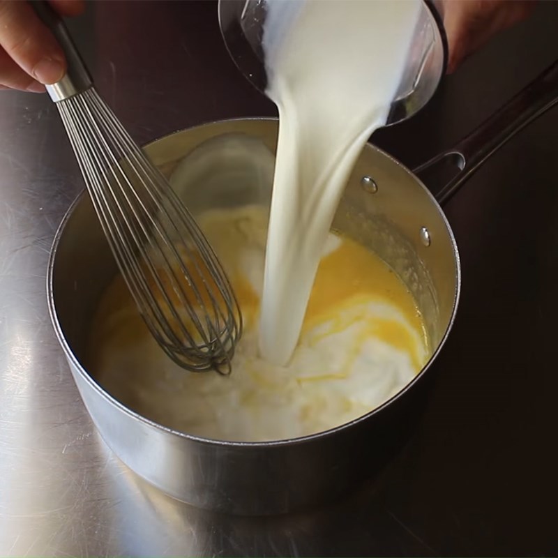 Step 2 Cook the pudding mixture Banana pudding