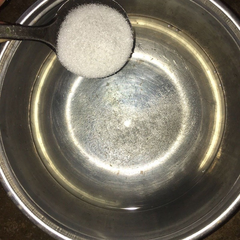 Step 2 Cook the jelly mixture for pandan jelly with coconut water