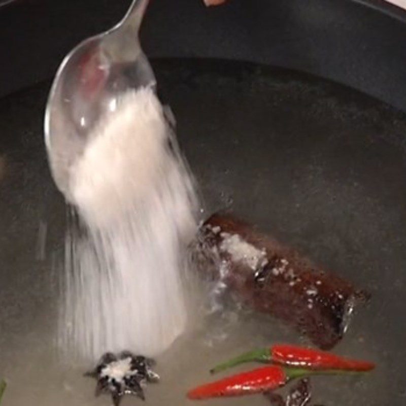 Step 2 Cooking Hot Pot Beef Taro with Chili Oil