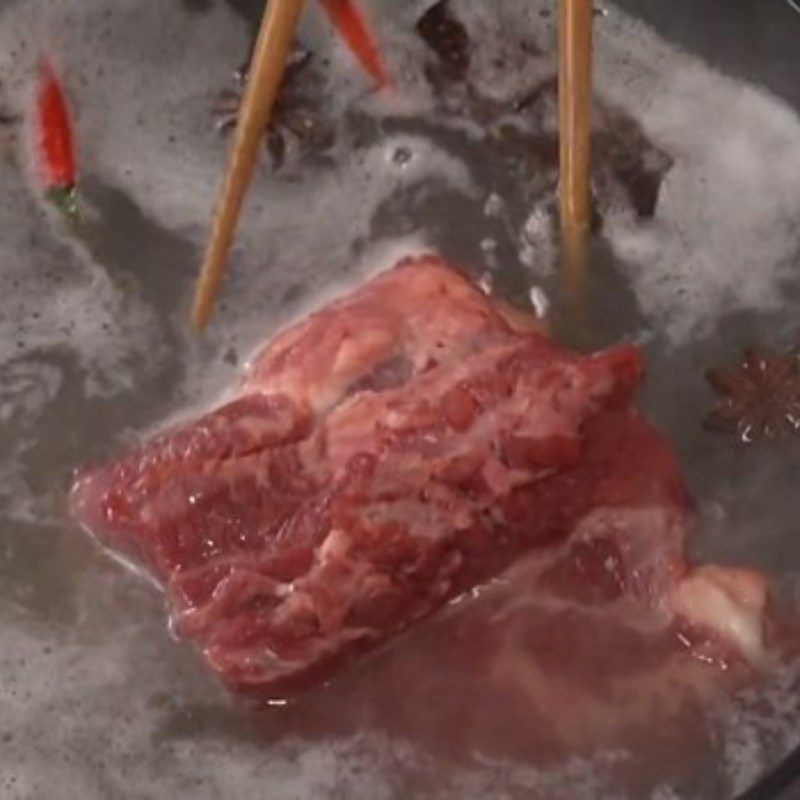 Step 2 Cooking Hot Pot Beef Taro with Chili Oil