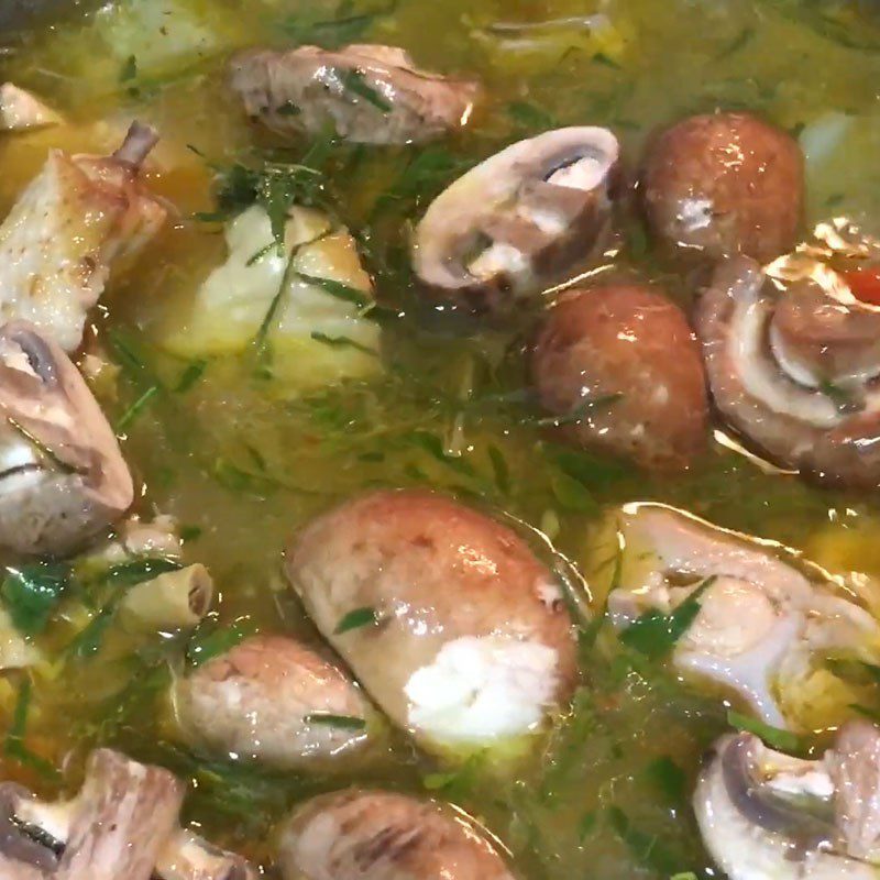 Step 5 Cooking chicken lemon leaf hot pot