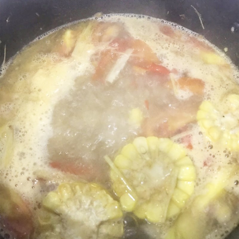 Step 5 Cook the fermented fish hot pot (recipe shared by users)
