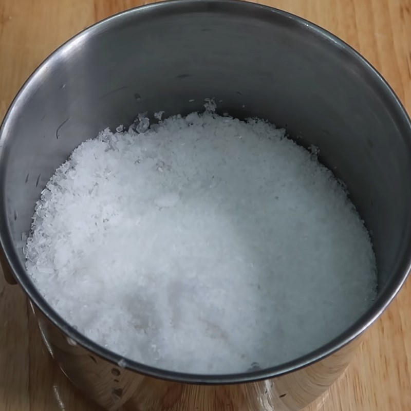 Step 5 Make the broth Chinese noodles