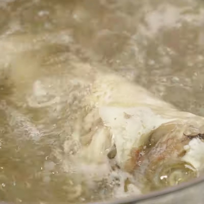 Step 5 Making the broth Hai Phong fish noodle