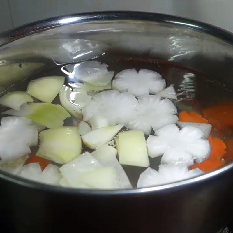 Step 3 Cook the broth Bún cá cam