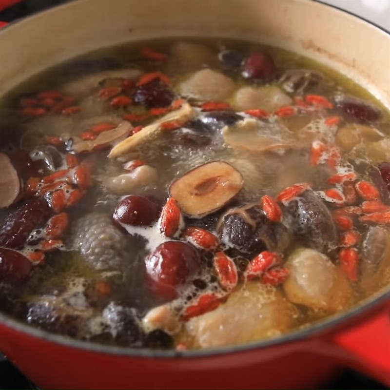 Step 4 Prepare the broth Chicken noodle mushroom
