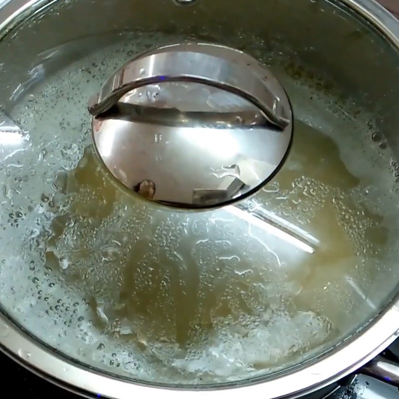 Step 3 Cook the broth Quynh Coi fish soup - Thai Binh snakehead fish soup