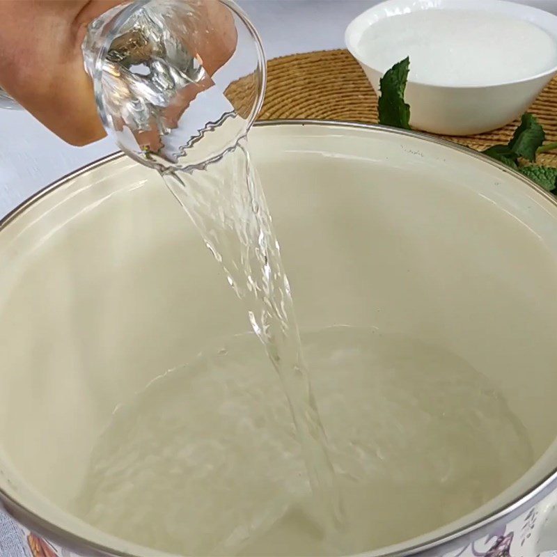 Step 2 Cook the Sugar Water for Mint Syrup