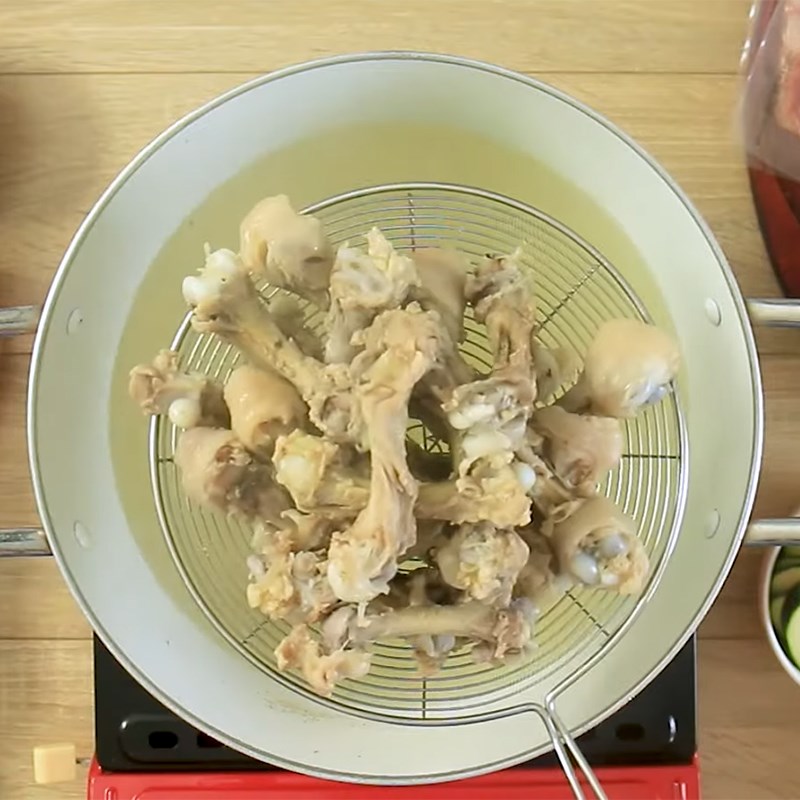 Step 2 Cook Chicken Bone Broth for Kimchi Sausage Hotpot