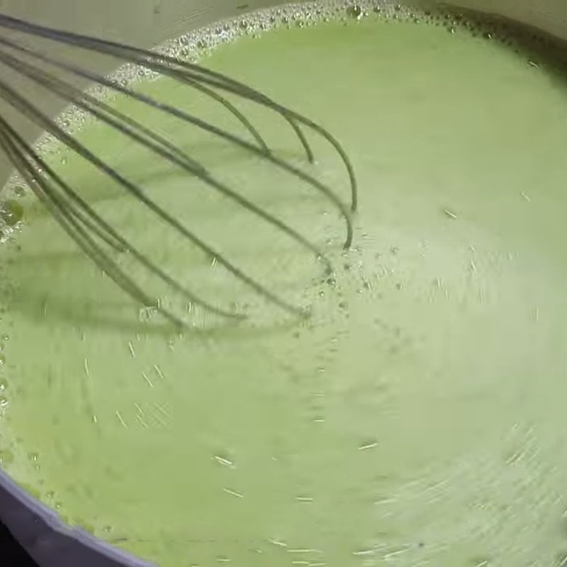 Step 3 Cook pandan leaf soy milk jelly