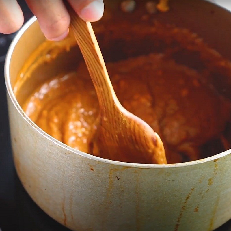 Step 2 Cook the peanut butter sauce Udon noodles with peanut butter sauce